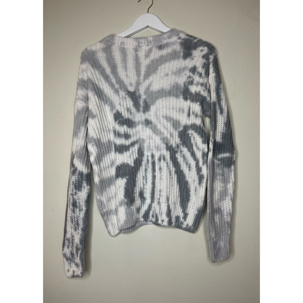 NWT PINK Victoria’s Secret 100% Cotton Gray Tie Dye V-Neck Knit Sweater - Picture 2 of 6